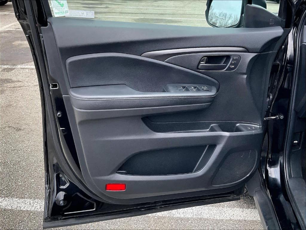 used 2022 Honda Passport car, priced at $28,800