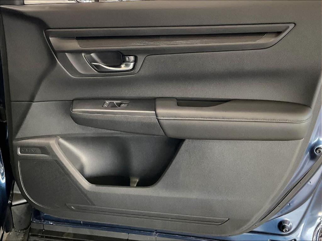 used 2025 Honda CR-V car, priced at $31,700