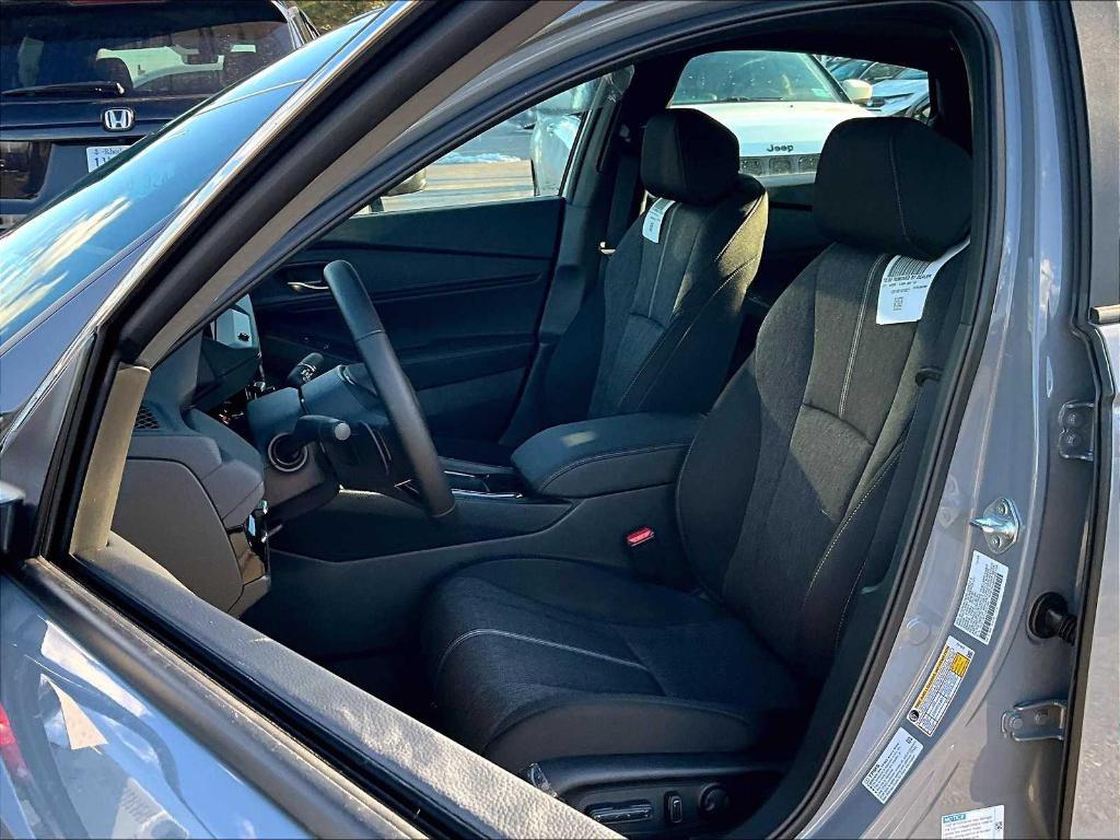 new 2025 Honda Accord Hybrid car, priced at $35,260