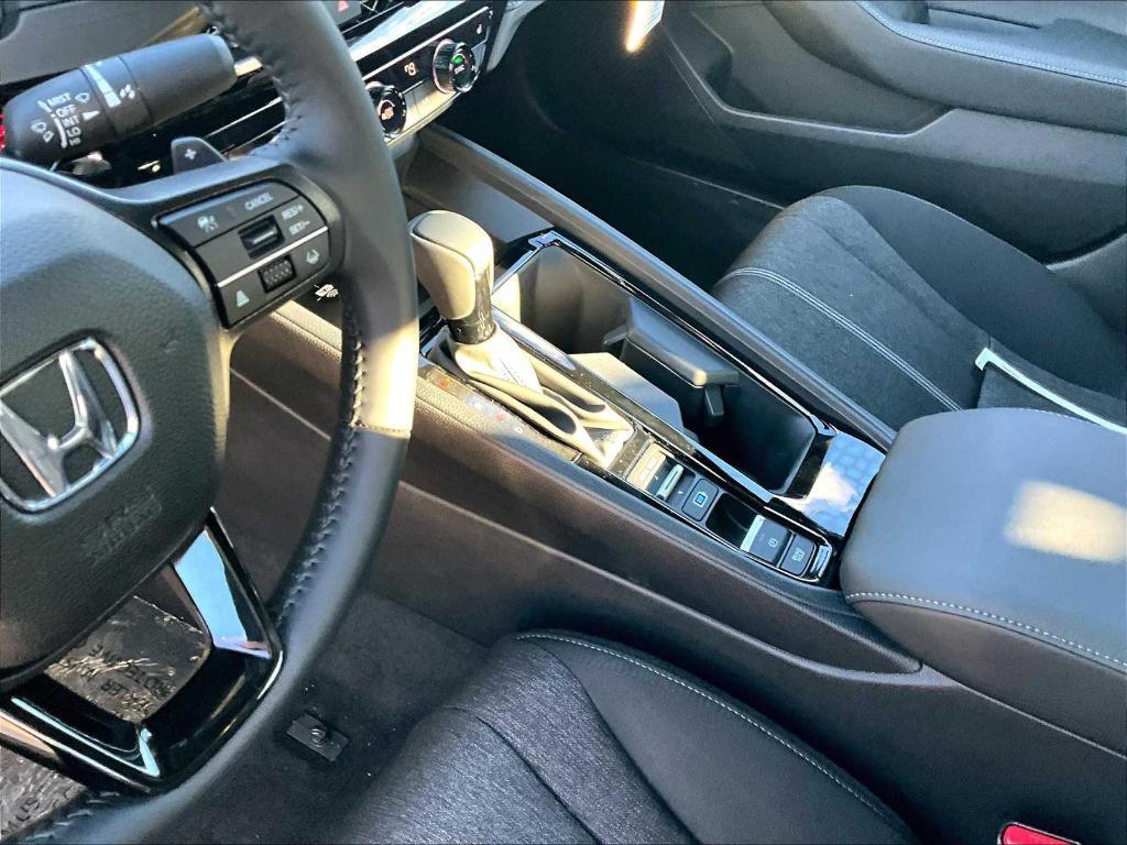 new 2025 Honda Accord Hybrid car, priced at $35,260