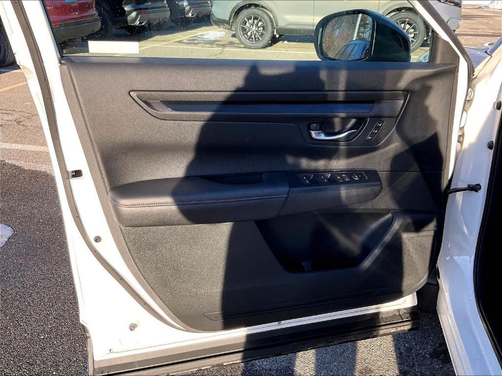 used 2024 Honda CR-V Hybrid car, priced at $27,300