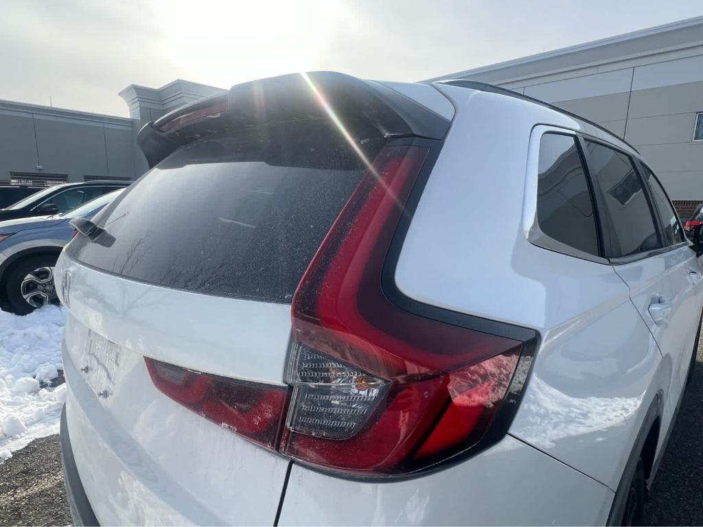 used 2024 Honda CR-V Hybrid car, priced at $27,900