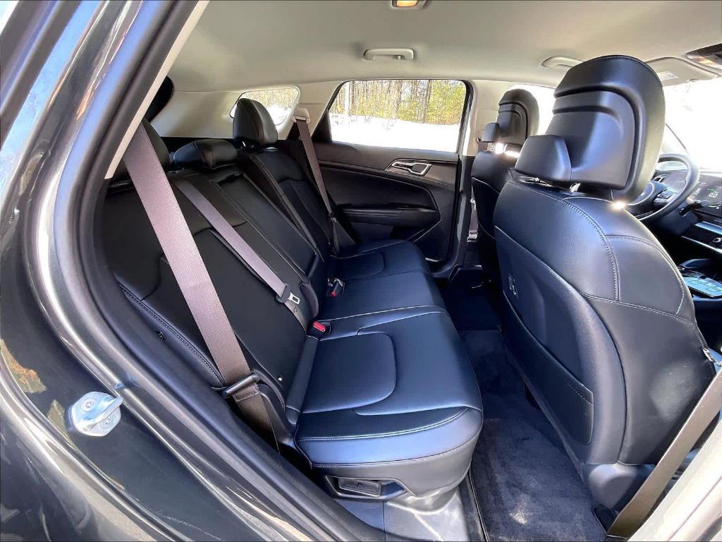 used 2023 Kia Sportage Hybrid car, priced at $24,700