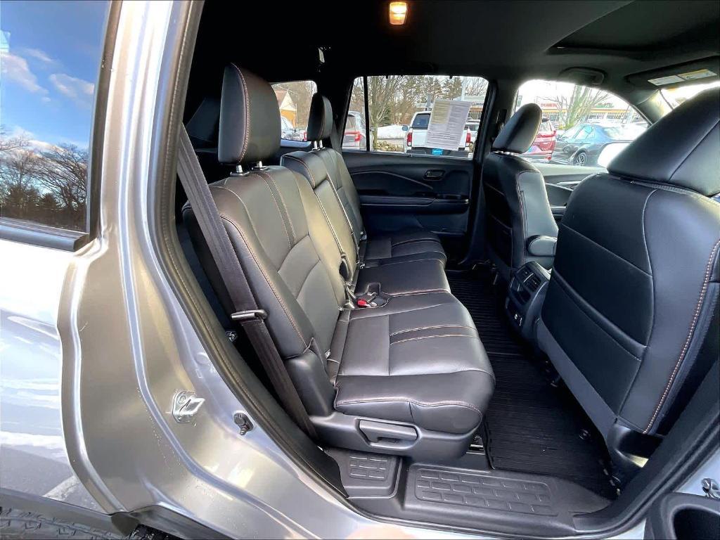 used 2022 Honda Passport car, priced at $27,800