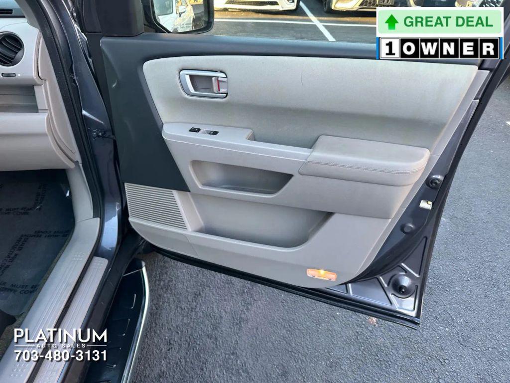 used 2015 Honda Pilot car, priced at $9,995