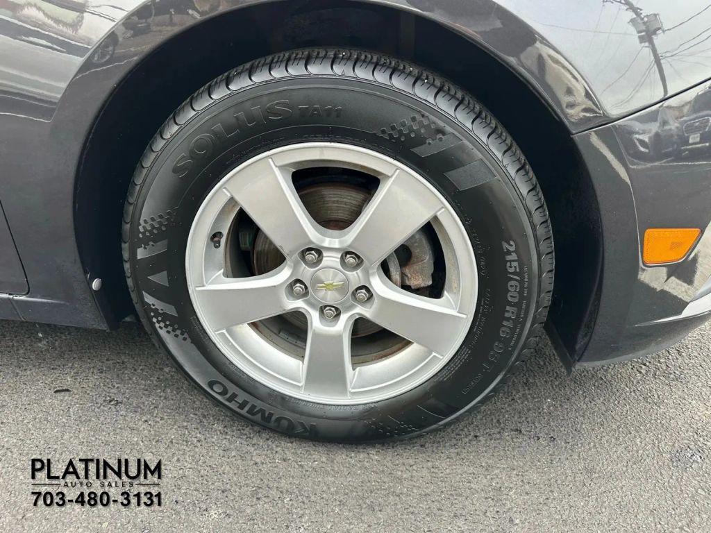 used 2014 Chevrolet Cruze car, priced at $6,495