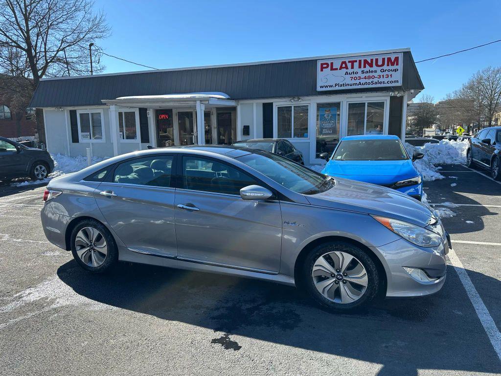 used 2015 Hyundai Sonata Hybrid car, priced at $4,995