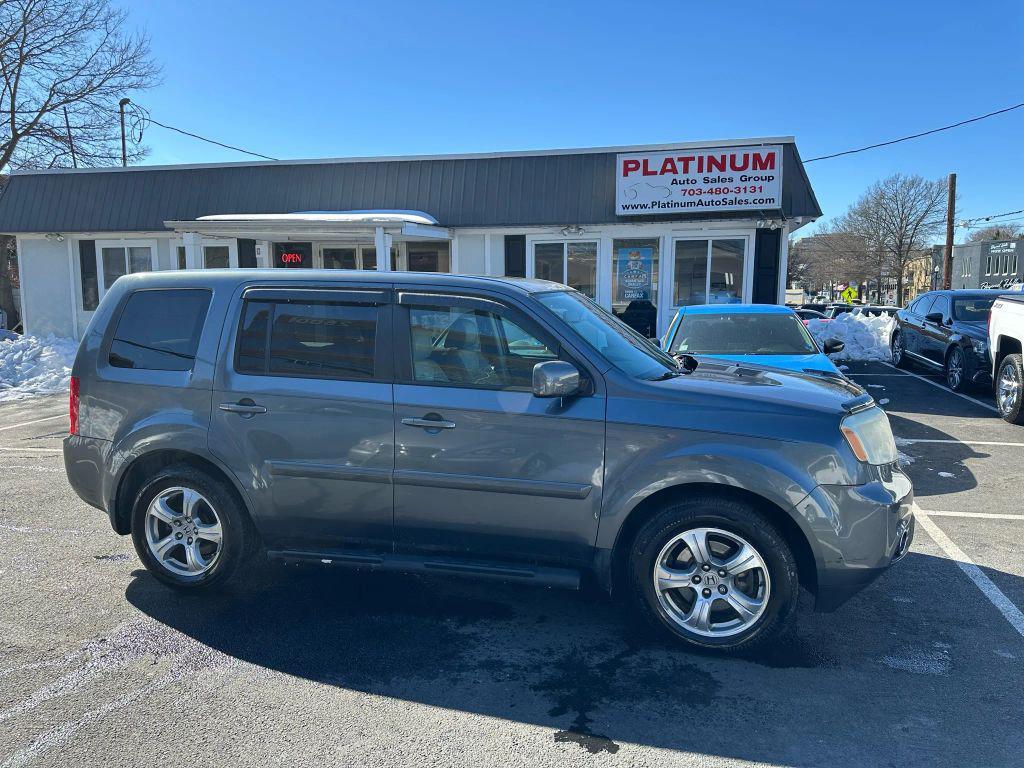 used 2013 Honda Pilot car, priced at $4,995