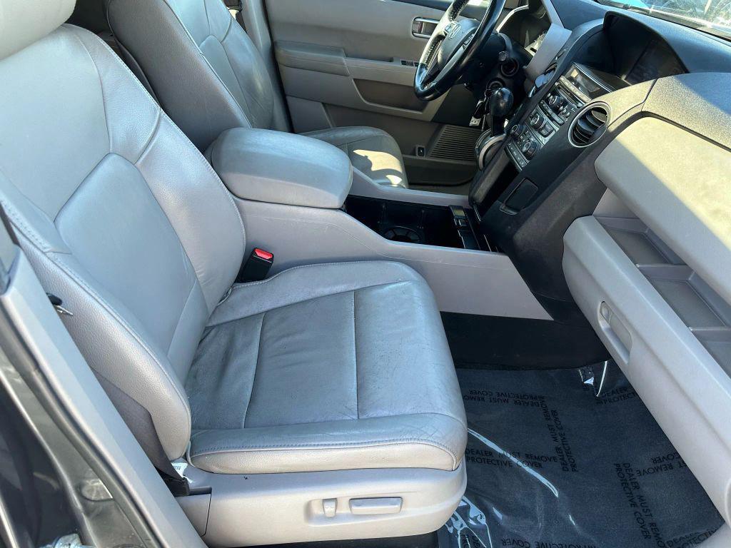 used 2013 Honda Pilot car, priced at $4,995