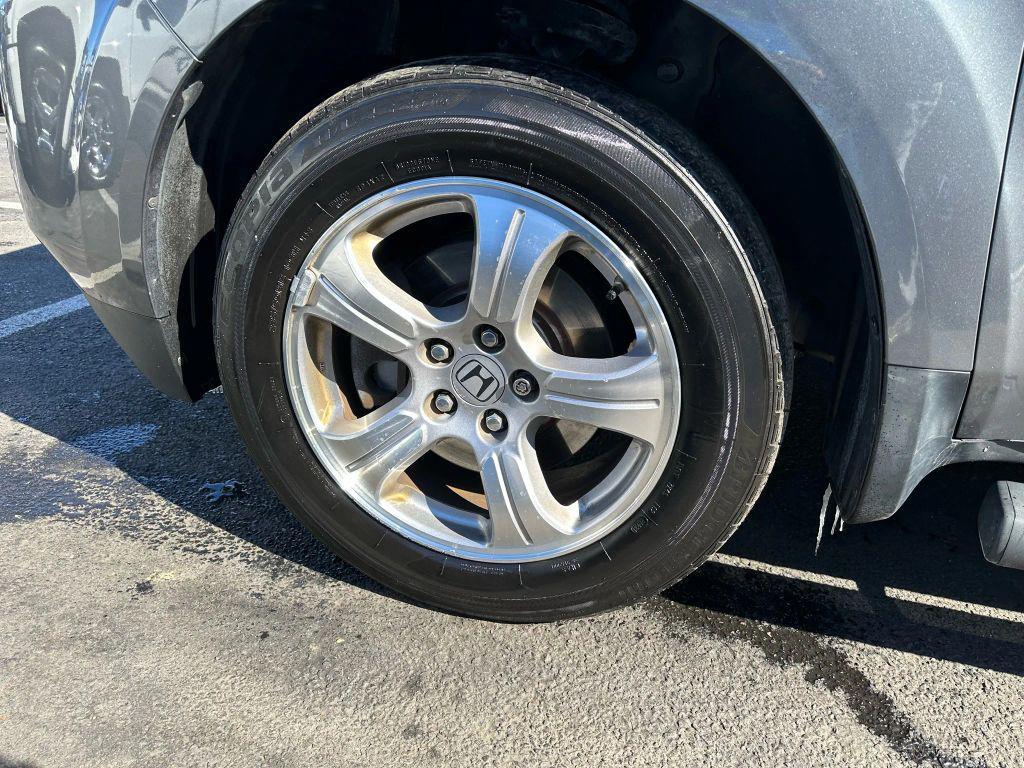 used 2013 Honda Pilot car, priced at $4,995