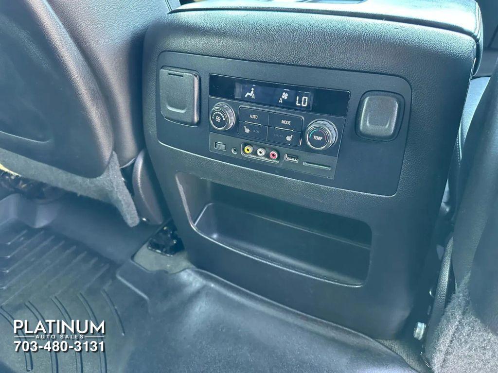 used 2015 Chevrolet Suburban car, priced at $13,995