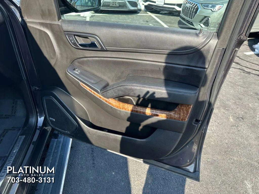 used 2015 Chevrolet Suburban car, priced at $13,995