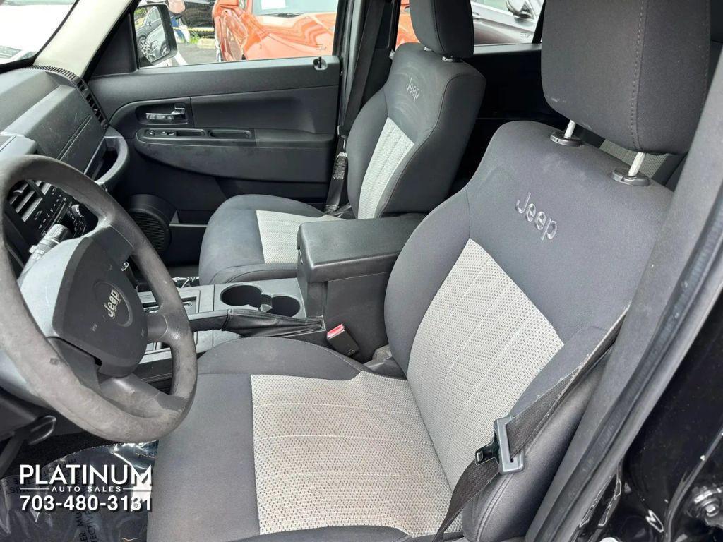 used 2009 Jeep Liberty car, priced at $4,995