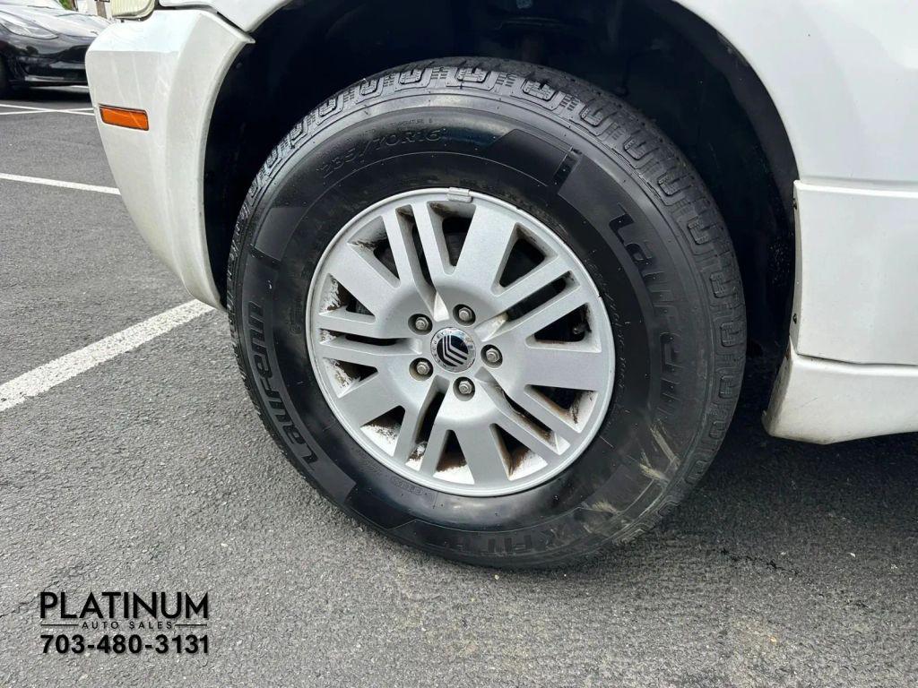 used 2005 Mercury Mariner car, priced at $4,001