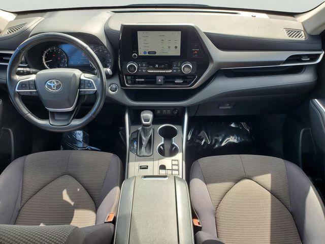 used 2023 Toyota Highlander car, priced at $26,740