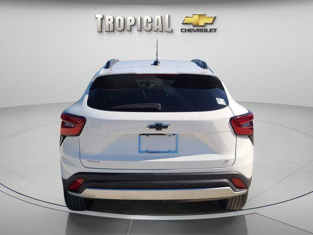 new 2026 Chevrolet Trax car, priced at $25,579