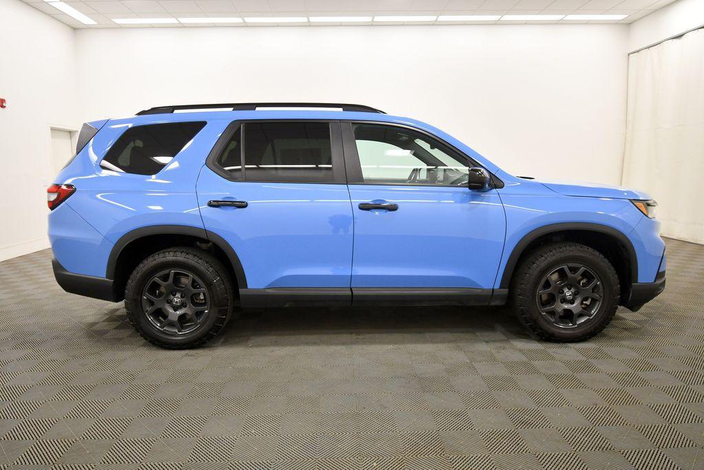 used 2024 Honda Pilot car, priced at $43,338