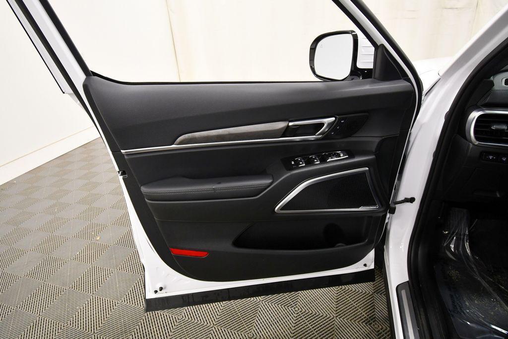 used 2025 Kia Telluride car, priced at $45,844