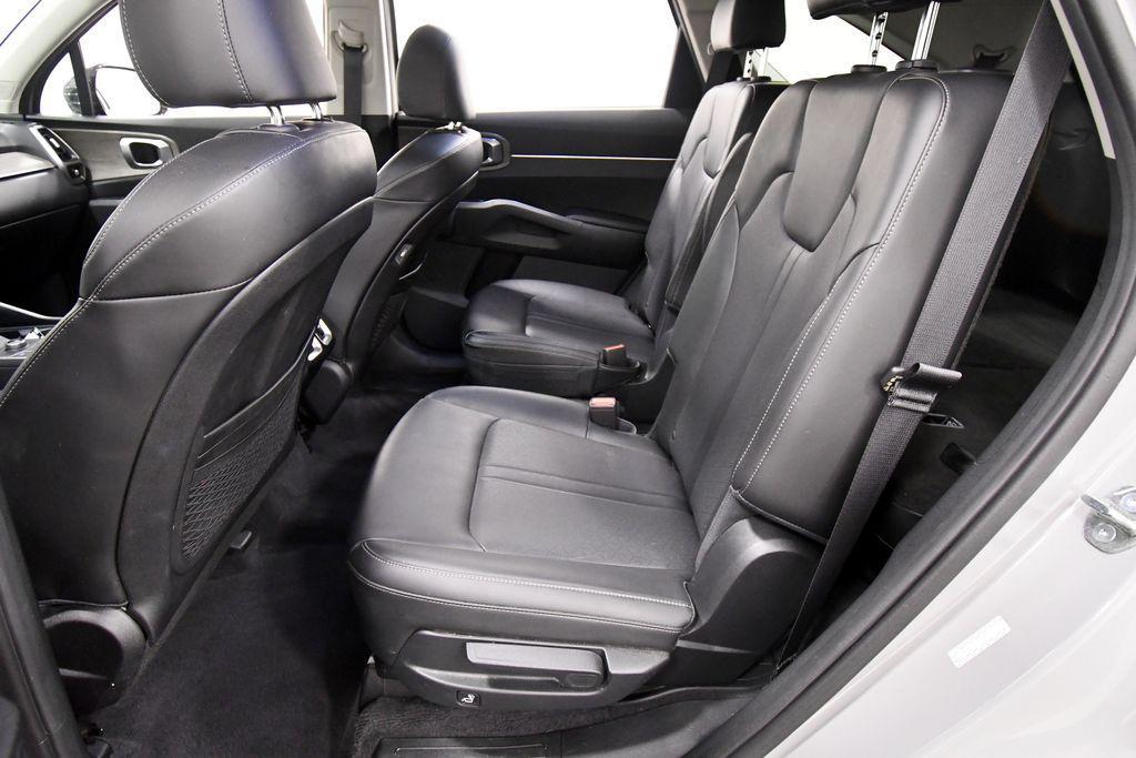 used 2023 Kia Sorento car, priced at $26,873