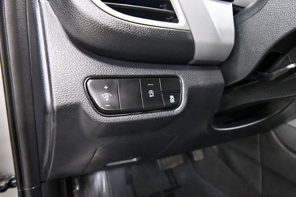 used 2026 Kia Seltos car, priced at $24,995