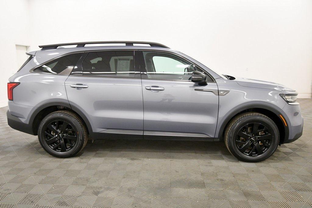 used 2023 Kia Sorento car, priced at $27,312