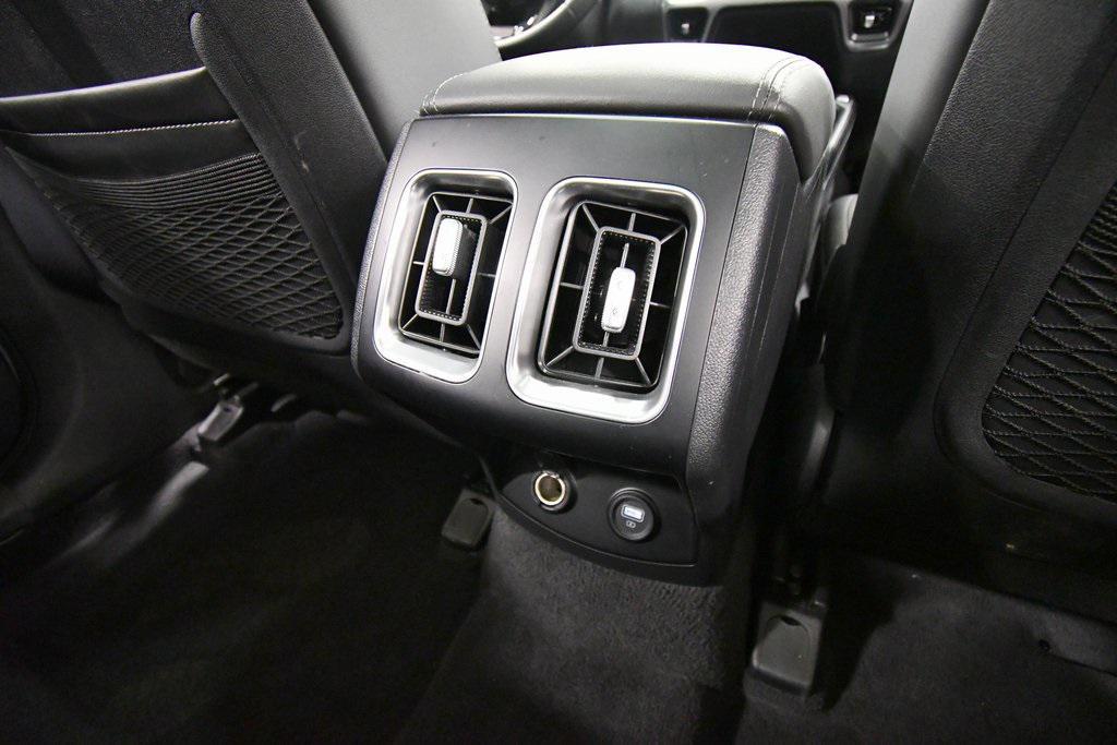 used 2023 Kia Sorento car, priced at $27,312