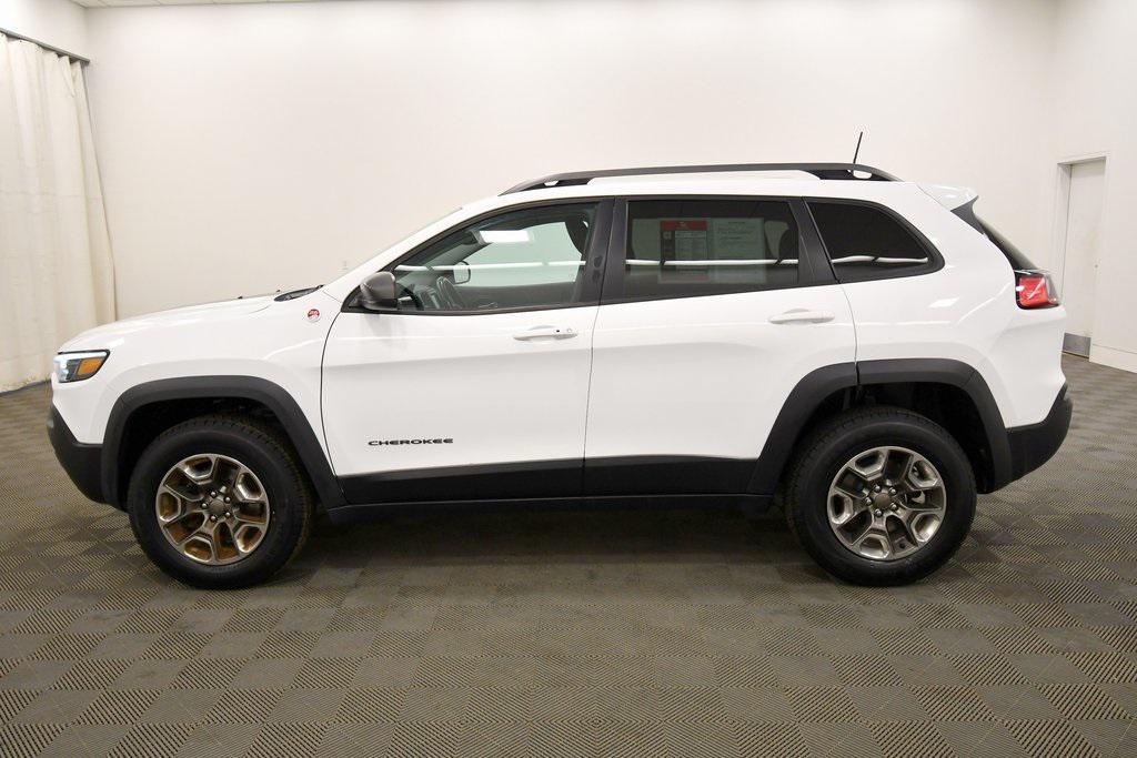 used 2019 Jeep Cherokee car, priced at $15,949