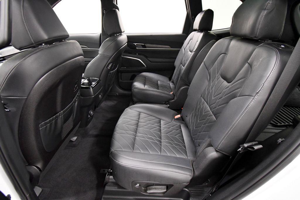 used 2025 Kia Telluride car, priced at $48,038