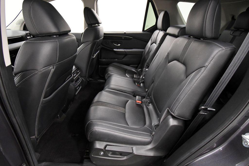 used 2023 Honda Pilot car, priced at $40,138