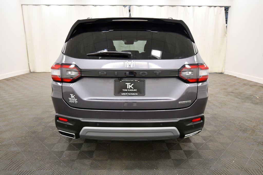 used 2023 Honda Pilot car, priced at $40,138