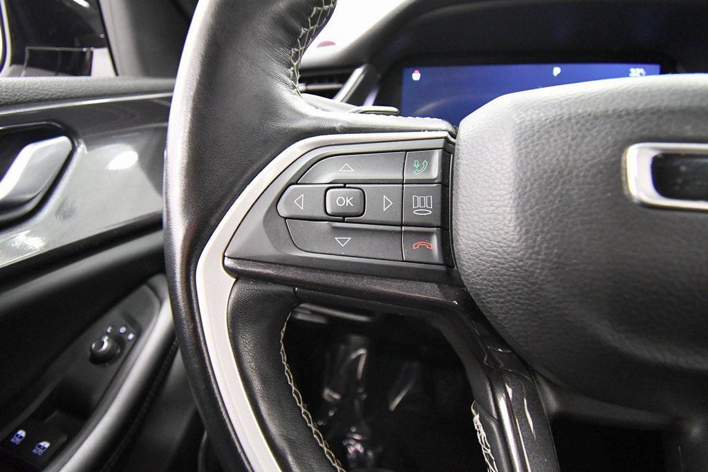 used 2022 Jeep Grand Cherokee car, priced at $29,278