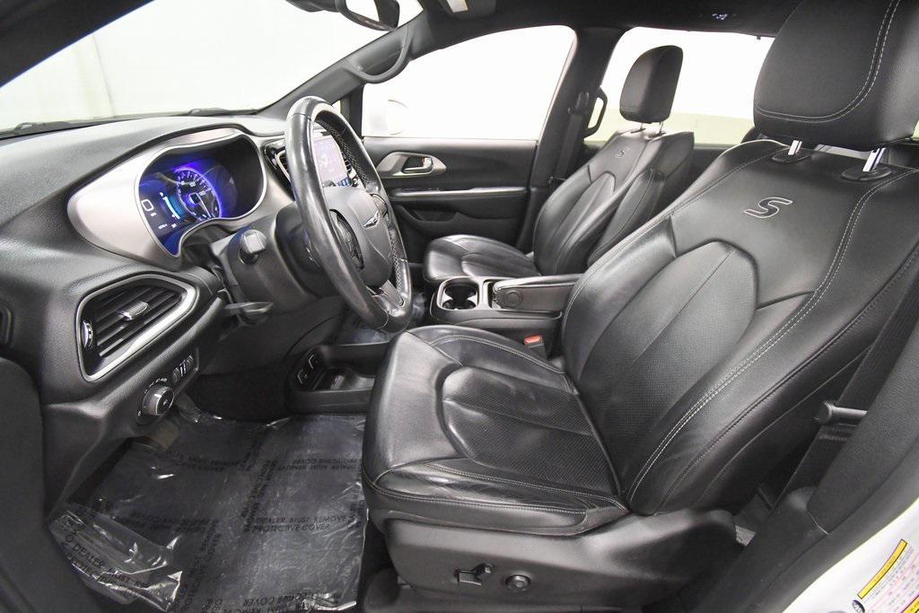 used 2020 Chrysler Pacifica car, priced at $19,588