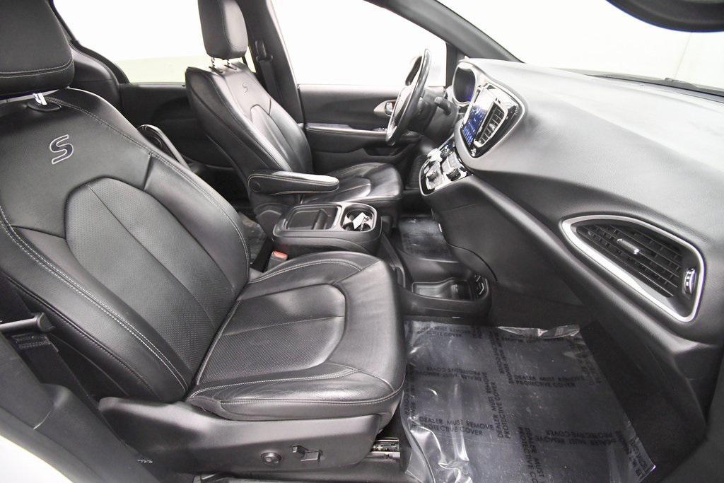 used 2020 Chrysler Pacifica car, priced at $19,588