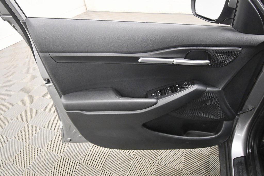 used 2023 Kia Seltos car, priced at $20,193