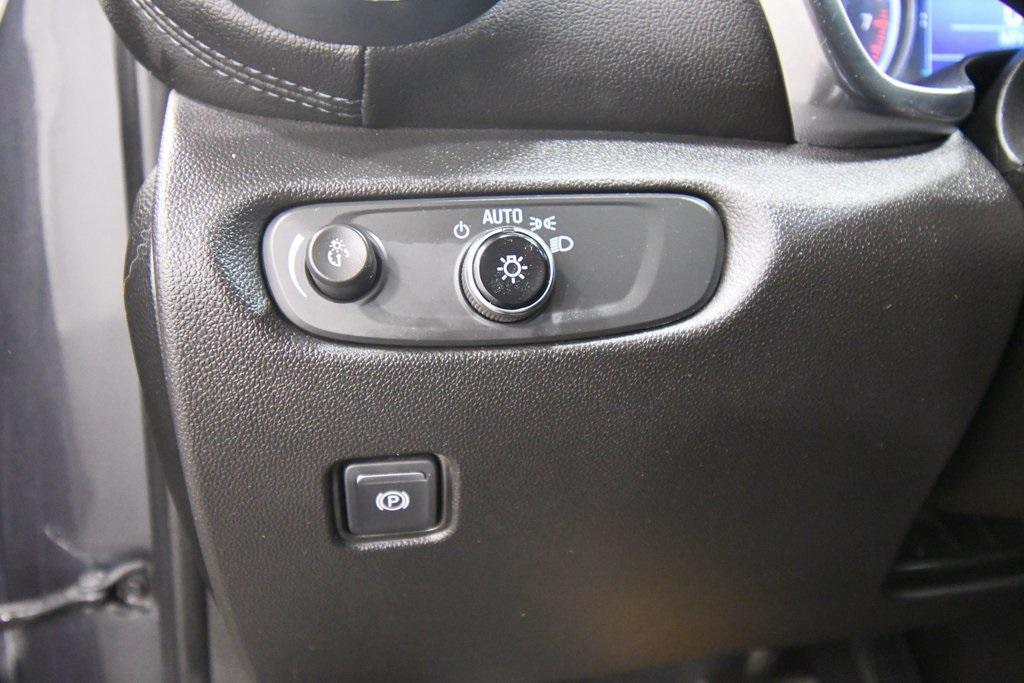 used 2021 Chevrolet Blazer car, priced at $20,297