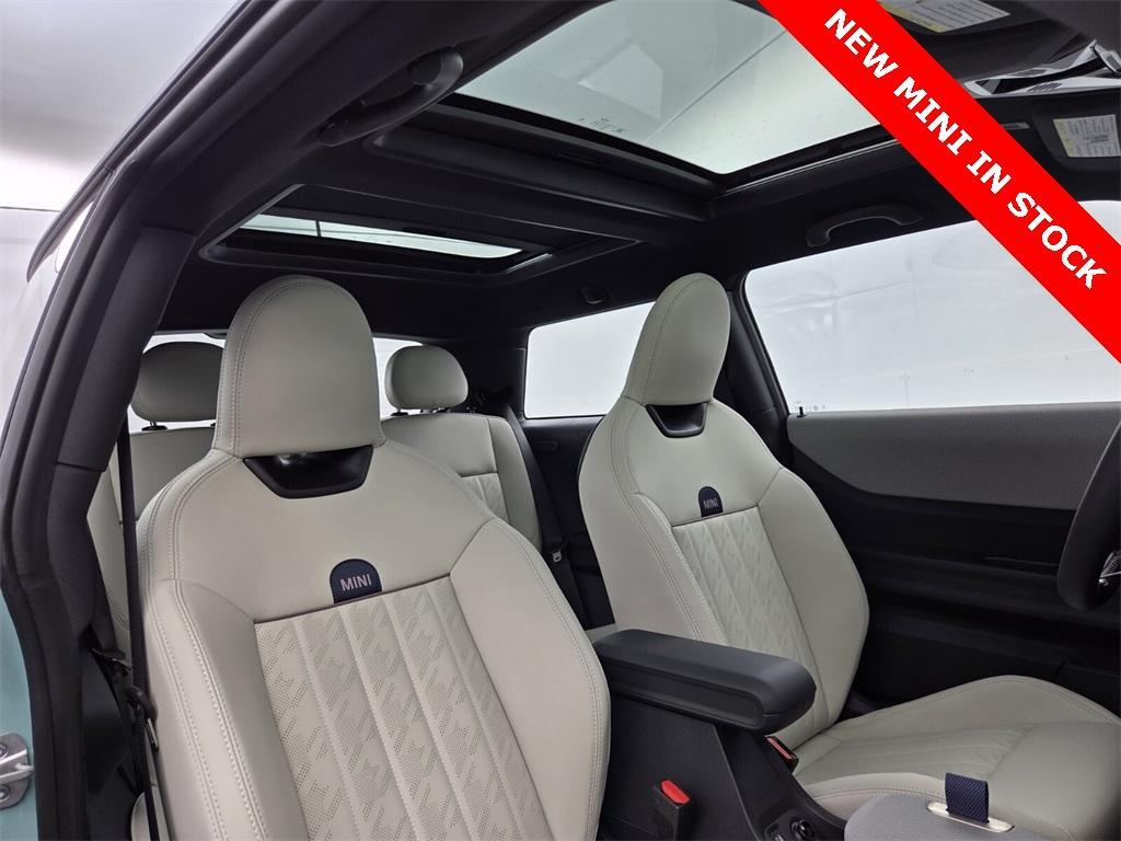 new 2026 MINI Hardtop car, priced at $39,275