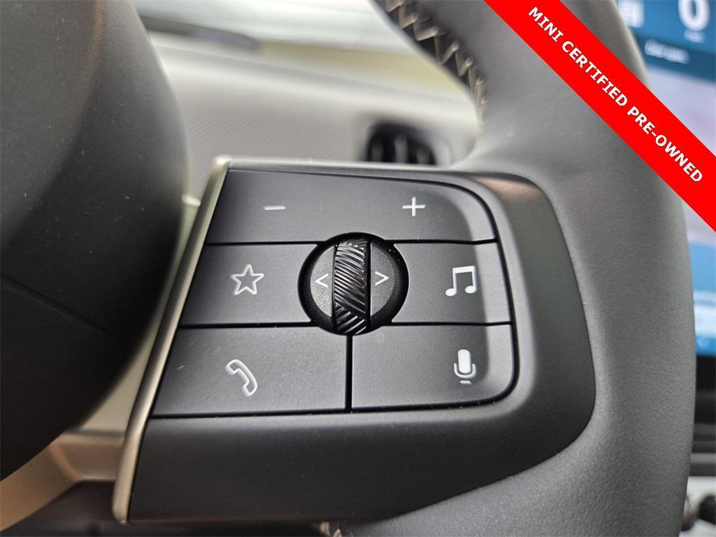 used 2025 MINI Hardtop car, priced at $27,495