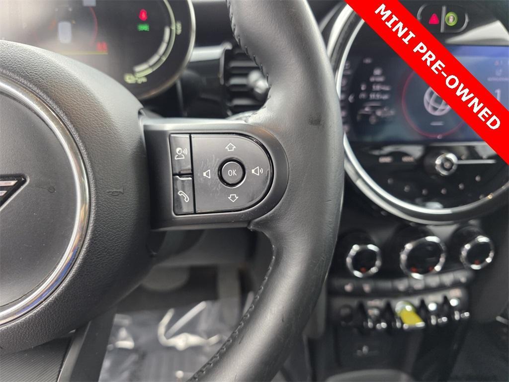 used 2022 MINI SE Hardtop car, priced at $16,353