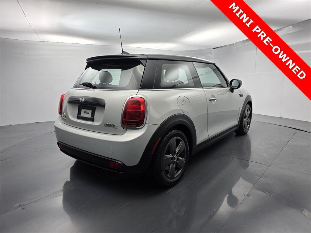 used 2022 MINI SE Hardtop car, priced at $16,353