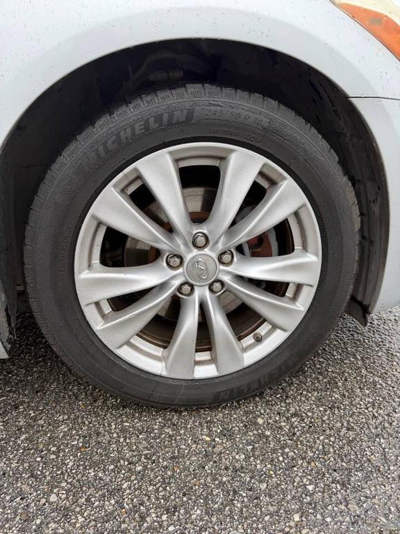 used 2011 INFINITI M56 car, priced at $7,999