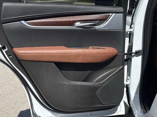 new 2025 Cadillac XT5 car, priced at $68,280