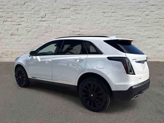 new 2025 Cadillac XT5 car, priced at $68,280