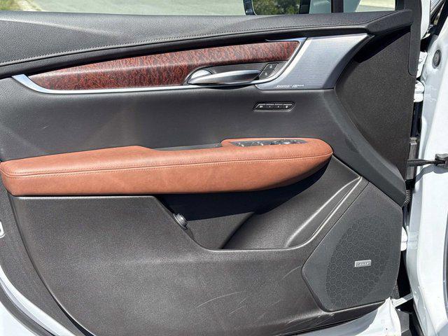 new 2025 Cadillac XT5 car, priced at $68,280