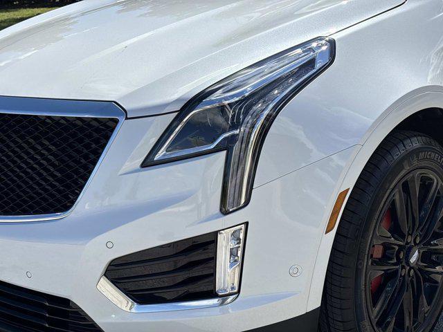 new 2025 Cadillac XT5 car, priced at $68,280
