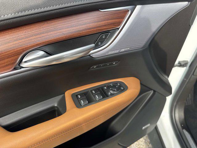 new 2026 Cadillac XT5 car, priced at $56,440