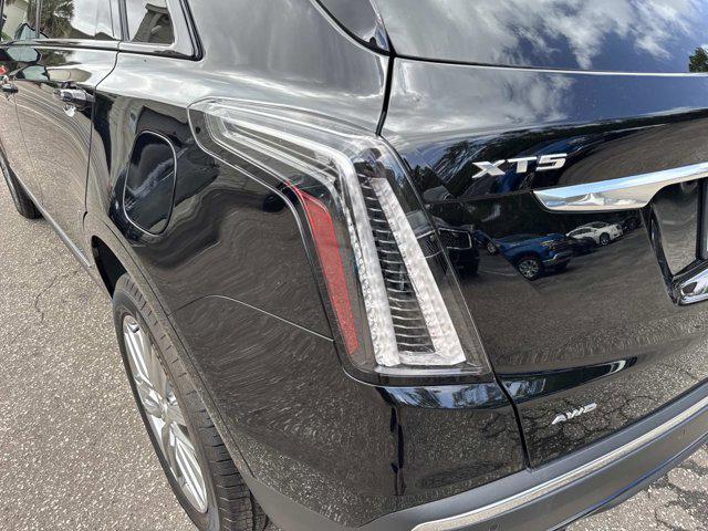new 2025 Cadillac XT5 car, priced at $59,640
