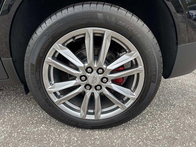 new 2025 Cadillac XT5 car, priced at $59,640