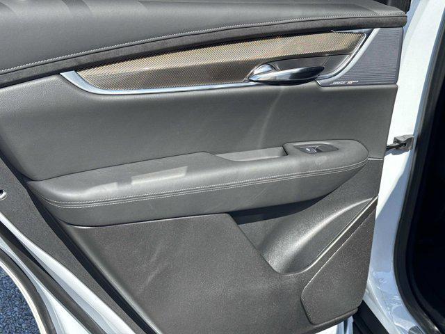 new 2025 Cadillac XT6 car, priced at $73,015