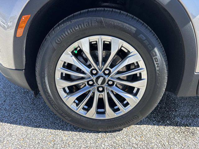 used 2025 Cadillac XT4 car, priced at $34,900