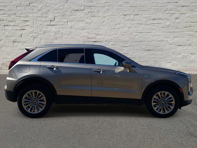 used 2025 Cadillac XT4 car, priced at $34,900